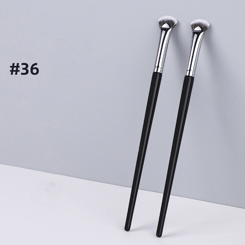 1PC Fan-shaped Eyelash Brush S - Beauty No Makeup ulasan dan harga
